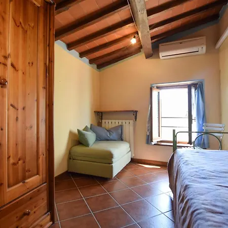 Holiday home Awesome In With Kitchenette Camaiore